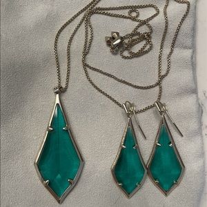 Kendra Scott Emerald Green Necklace Earring Set